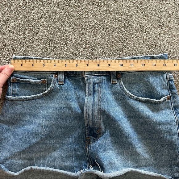 Abercrombie & Fitch The Mom Short High Curve Love - Size 28/6 - Picture 5 of 7